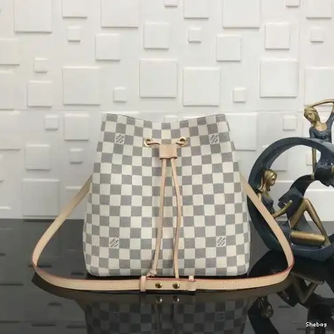 Bags 19T1L0499 LV 0623